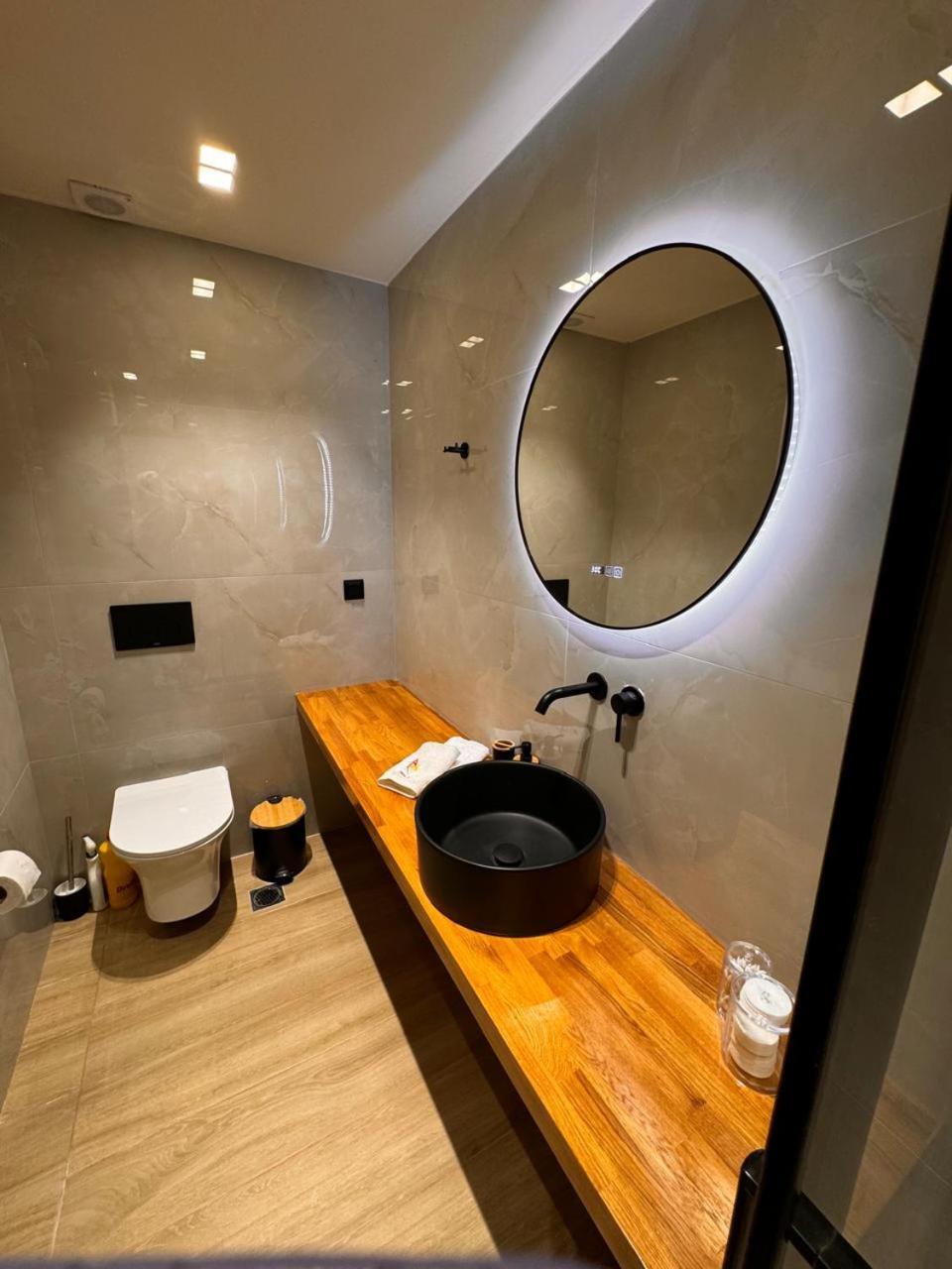 Апарт готель Triple A - Near Ermou Shopping Street - Family Hospitality - Free Parking! Афіни Екстер'єр фото